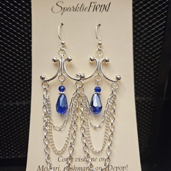 Silver chain and cobalt blue teardrop chandelier earrings - Picture 4 of 4